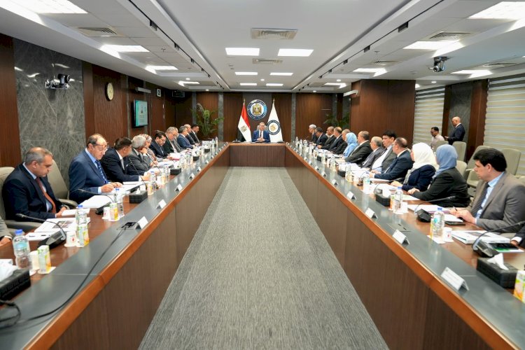 بدوى خلال رئاسته جمعية فوسفات مصر تحويل مصر لمركز إقليمى للصناعات التعدينية