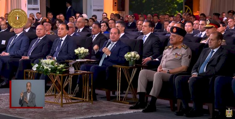السيسي يشهد فعاليات موسم حصاد القمح 2025.. ويوجه بإنشاء مصنع للبن الأطفال