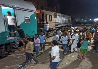 مصرع أمين شرطة دهسًا أسفل قطار بمزلقان دماريس في المنيا