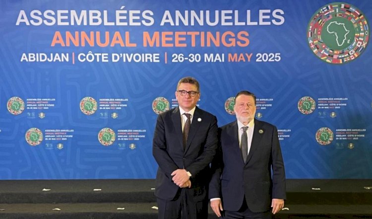 عبدالله يهنئ شريف  لانتخابه مديرًا تنفيذيًا لمصر وجيبوتي ببنك التنمية الإفريقي