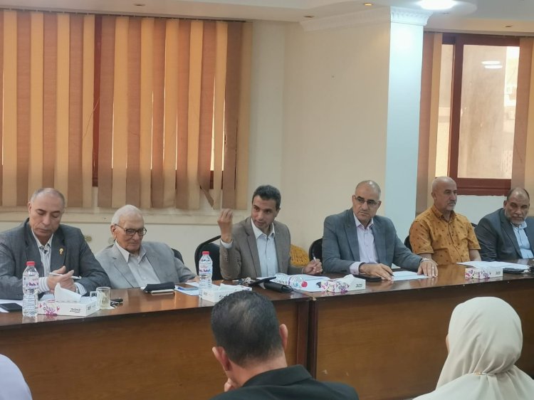 وكيل تعليم كفر الشيخ : إجراء المقابلات مع المتقدمين للتجديد للوظائف الاشرافية