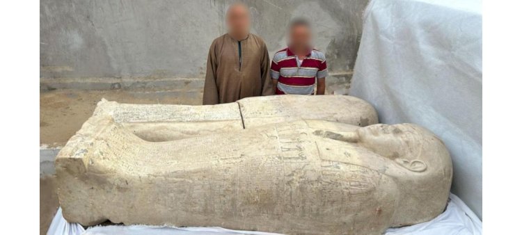 ضبط تابوت أثرى بحوزة شخصين بسوهاج