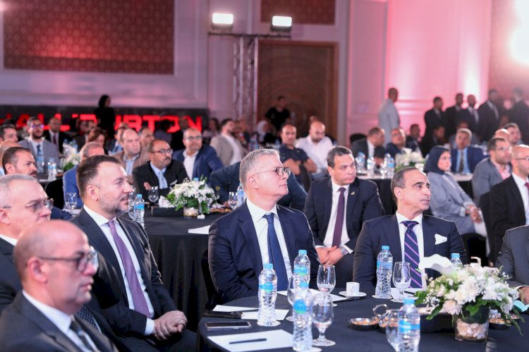 وزير البترول يشهد احتفالية هاليبرتون العالمية لادخالها تقنية التكسير الهيدروليكي في مصر