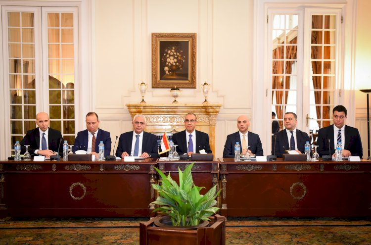 اجتماع وزراء خارجية مصر وتونس والجزائر بشأن ليبيا: توحيد المؤسسات ضرورة