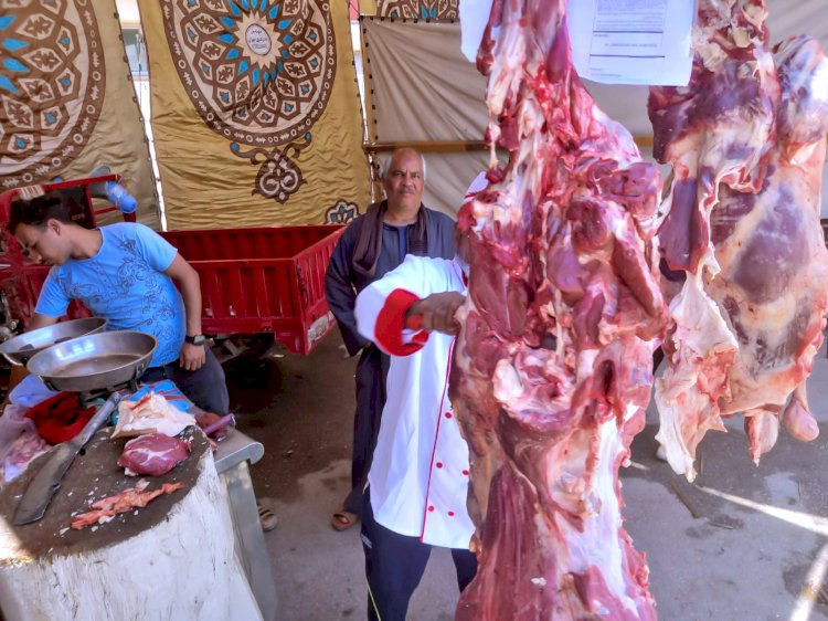 سراج  استمرار سوق اليوم الواحد بمدينة أخميم حتى الجمعة القادم