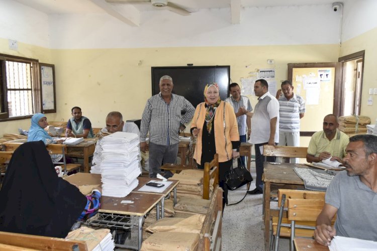 وكيل وزارة التربية والتعليم ببني سويف تتفقد مقر لجنتي النظام والمراقبة