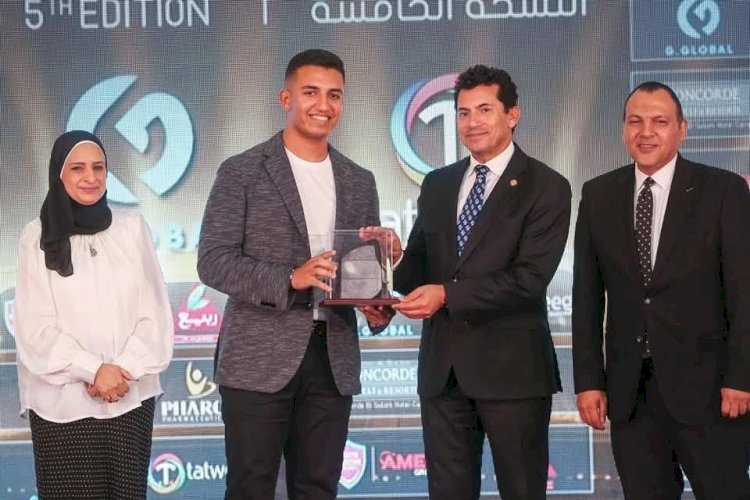 إسماعيل موسي يكرم  أبناء بنى سويف بحفل الافضل لاصحاب الانجازات الرياضية