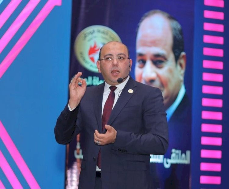 الدكتور احمد العطيفي : حماة الوطن ولد قويا بالعمل الجماعي