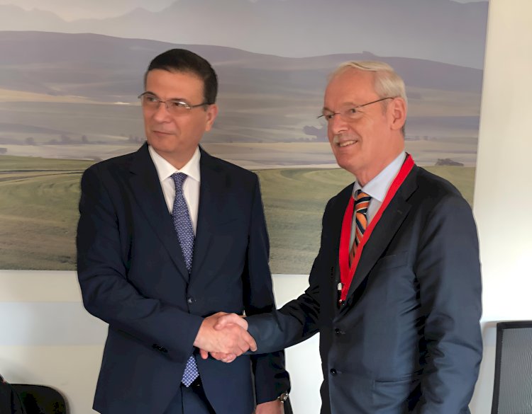 وزير الزراعة يبحث مع وزير المصايد الهولندي تعزيز التعاون المشترك