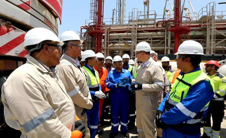 بدوى يتفقد استعدادات ميناء سونكر  لاستقبال سفينة Energos Power