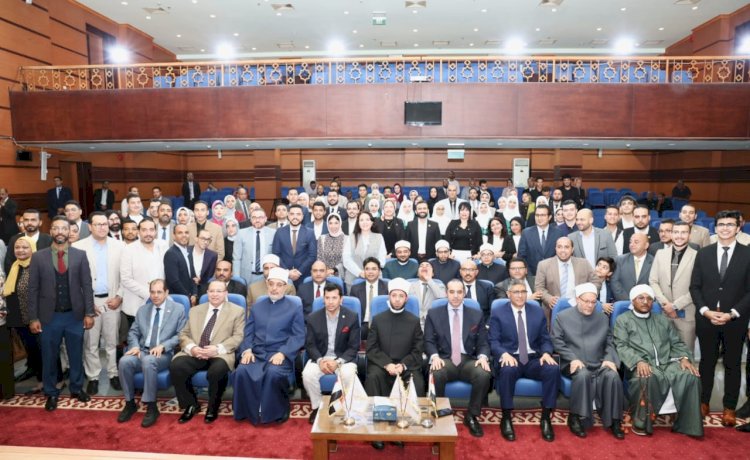 كبار الدولة يفتتحون معسكر "صحح مفاهيمك" بأكاديمية الأوقاف الدولية