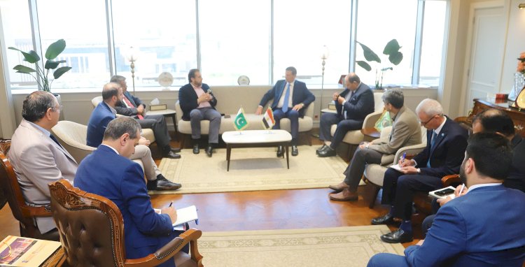 وزيراالزراعة المصري والباكستاني يبحثان التعاون الزراعي وتبادل الخبرات