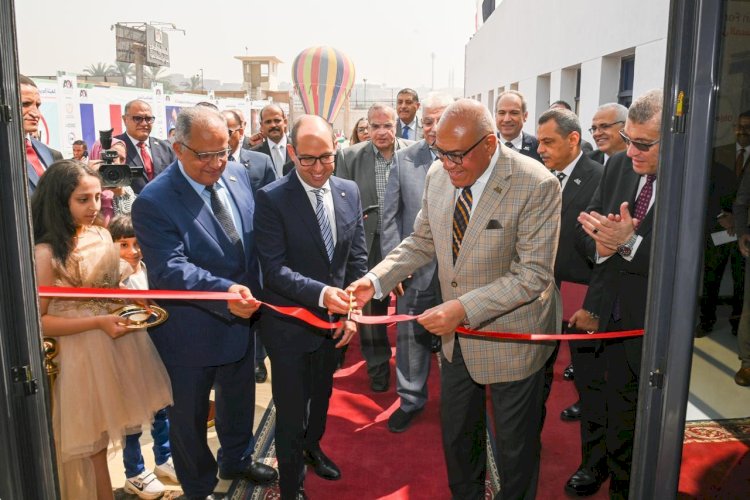 عبدالليف ولوكاكوستا يشهدان افتتاح  أكاديمية  العربية للتصنيع  للحام والتجميع