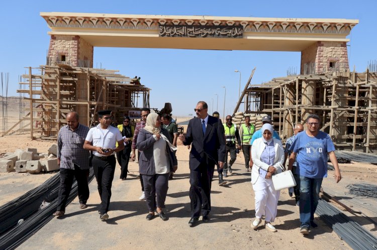 محافظ سوهاج يتفقد أعمال تطوير وتحديث بوابة المدخل الغربي لسوهاج