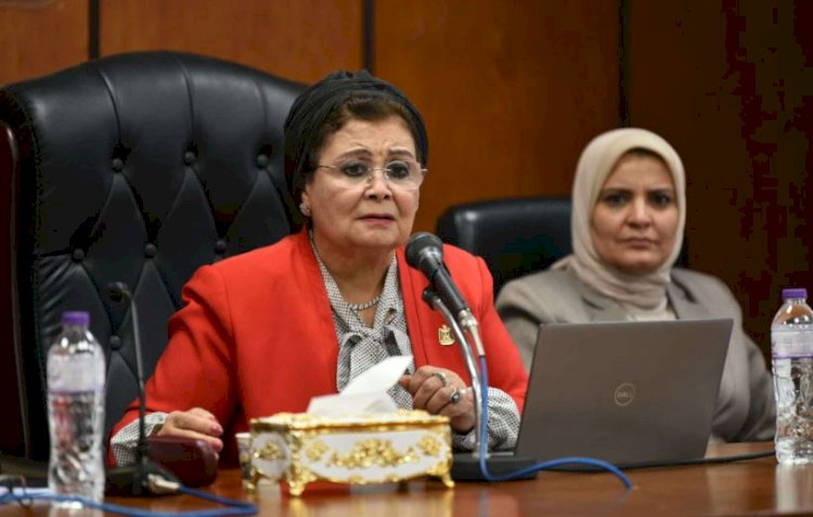 الصحة تبحث مع القطاع الطبي الخاص بالمنيا إجراءات تقليل الولادات القيصرية