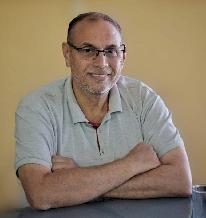 سعيد جمال الدين يكتب:مصطفى كامل.. فارس معركة الذوق العام يقاوم الإسفاف الغنائى