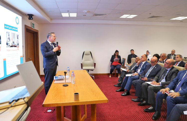 وزير البترول يلتقي بالسفراء المكلفين برئاسة بعثات مصر الدبلوماسية بالخارج