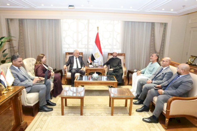 الازهري يستقبل نقيب المهن التمثيلية لبحث التعاون في دعم الدراما الدينية