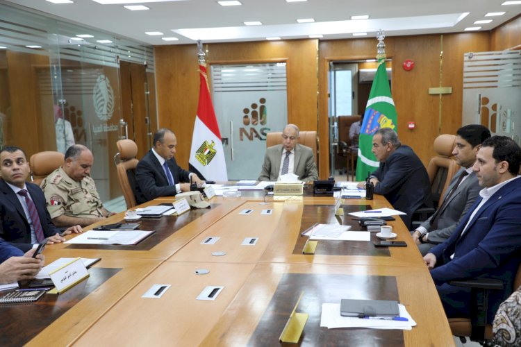 محافظ المنيا يتابع انطلاق التصويت في انتخابات مجلس الشيوخ 2025 في يومها الأول