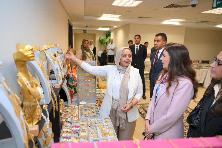 التضامن  تفتتح فعاليات معرض "ديارنا للحرف اليدوية والتراثية"