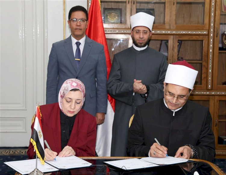 وزير الأوقاف ورئيس جامعة بنها يوقعان بروتوكول تعاون مشترك