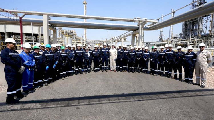 وزير البترول يتفقد مصفاة تكرير ميدور بالاسكندرية