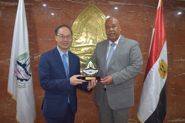 غُرفة القاهرة تبحَث زيادة العلاقات الثنائية مع مجلس تنمية تجارة هونغ كونغ