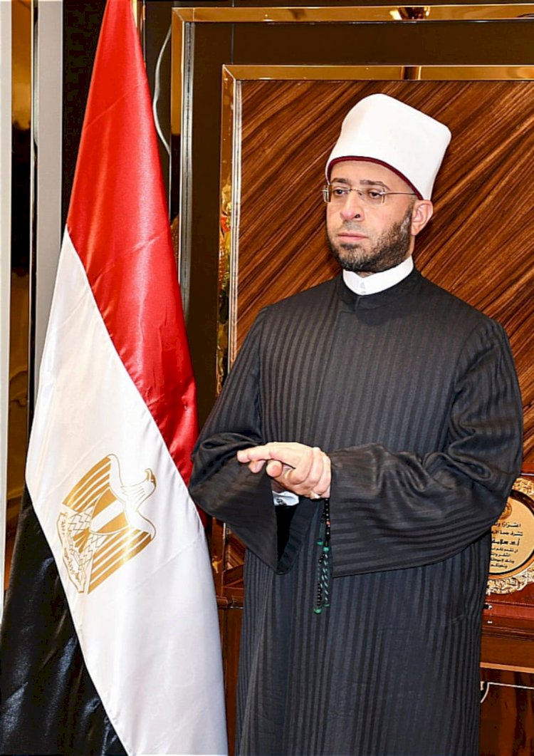 الازهري يهنئ مرشح الأوقاف الفائز بالمركز الأول في مسابقة الملك عبد العزيز الدولية