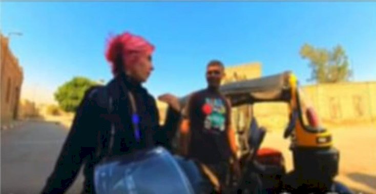 تفاصيل فيديو قيام سائق توك توك التحرش باجنبية بالقاهرة
