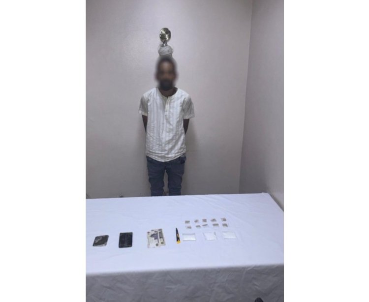 القبض علي عامل لقيامه بترويج المواد المخدرة بقنا