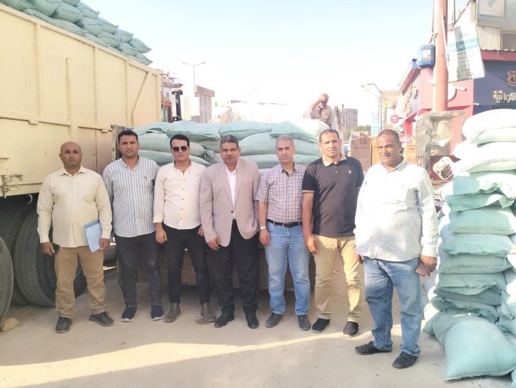 ضبط 109 شيكارة دقيق مدعم قبل بيعها بالسوق السوداء في بني سويف