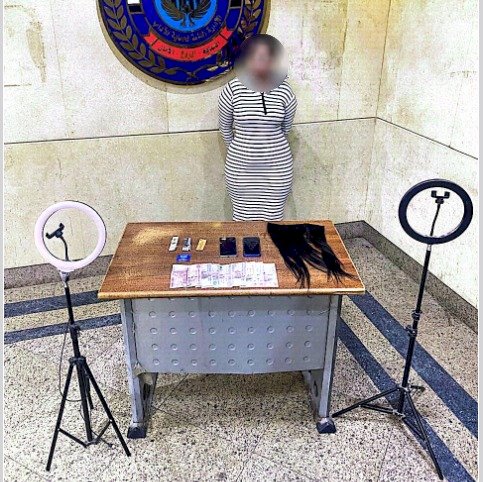 ضبط صانعة محتوى لنشرها فيديو وصور خادشة للحياء بالفيوم