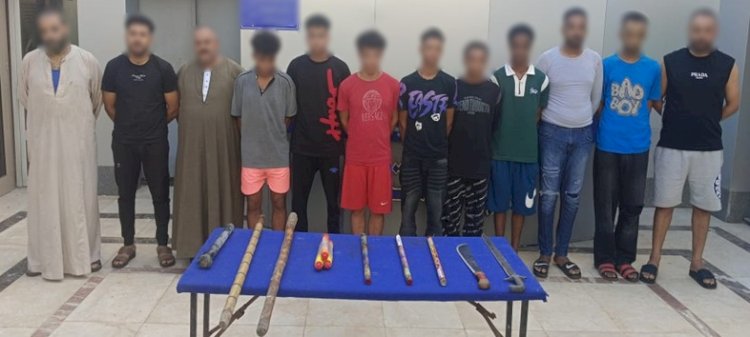 ضبط المتهمين في مشاجرة  الاسلحة البيضاء وألالعاب النارية بالقاهرة
