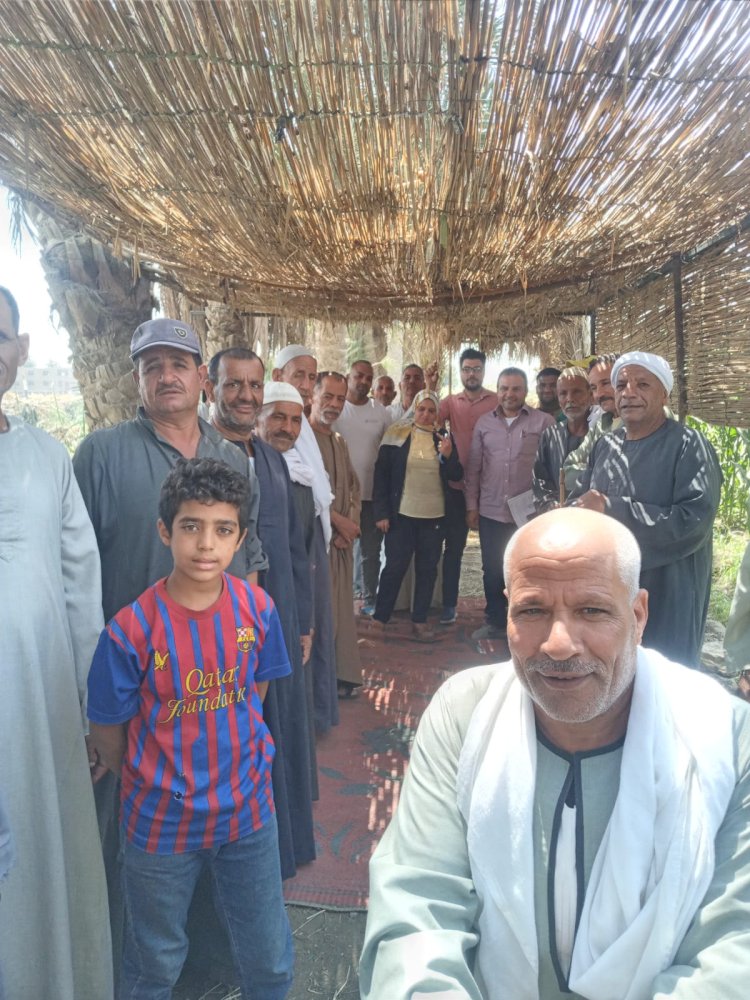 "الزراعات التعاقدية" تواصل جهودها لتشجيع وتوعية المزارعين في المنيا والغربية