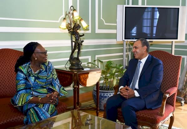 وزير الخارجية يلتقي وزيرة العلاقات الدولية والتجارة الناميبية