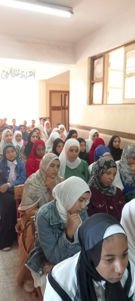 الشرقي سمهود الثانوية تنظم ندوة تعريفية بمسارات البكالوريا المصرية