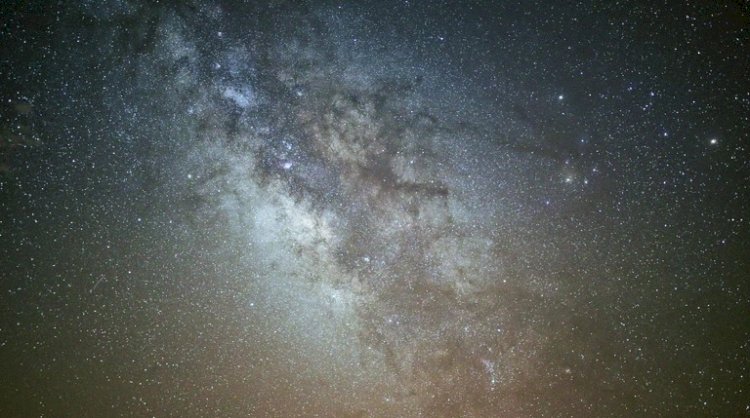 تأملات في الوجود .. بقلم زينة البصري