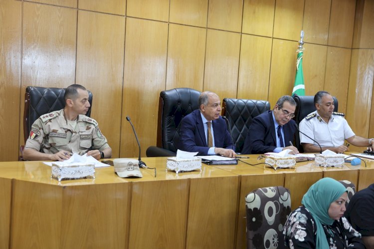 محافظ المنيا : خطة شاملة لمواجهة السيول وتطهير 34 مخر سيل بالمحافظة