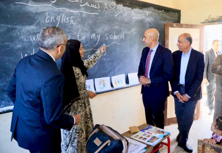 وزير التعليم ومحافظ المنيا يتفقدان عددا من المدارس بقرية تونة الجبل