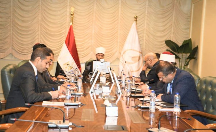 وزير الأوقاف يتابع الانضباط الدعوي والإداري بالمستجد