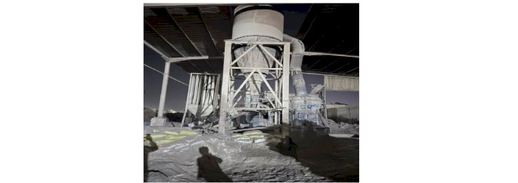 ضبط مصنع "بدون ترخيص" لتصنيع وإنتاج الأسمدة الزراعية مجهولة المصدر بالجيزة