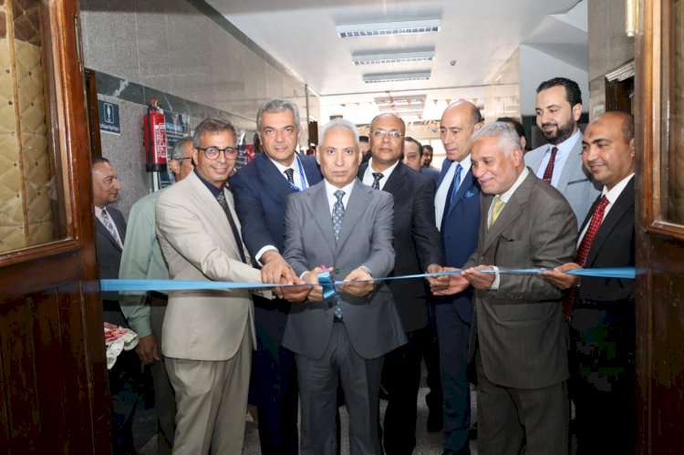 رئيس جامعة المنيا يتفقد بدء العمل التجريبي لمعامل كلية طب الأسنان