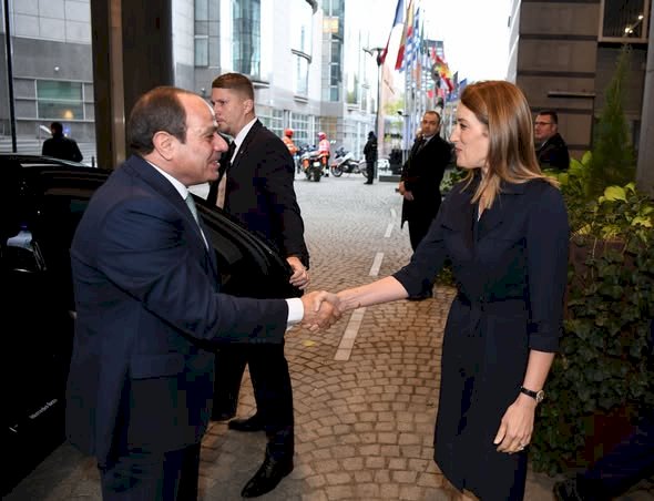 السيسي يجتمع برئيسة البرلمان الأوروبي