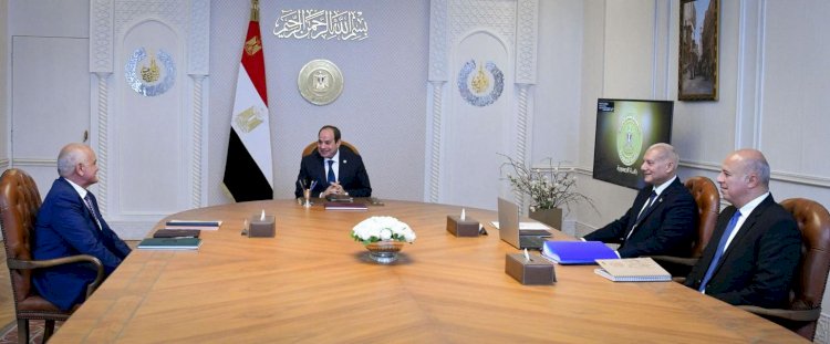 السيسي يصدق على مبادرة "مصر معاكم" لرعاية القصر من أبناء شهداء الجيش والشرطة والضحايا المدنيين