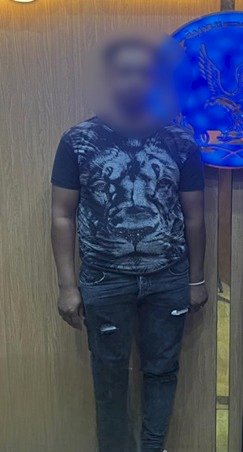 القبض علي عامل لقيامه بضرب شقيقته بالجيزة