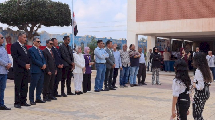 وكيل تعليم كفر الشيخ يشهد احتفالية إدارة فوه التعليمية  بالعيد القومي للمحافظة