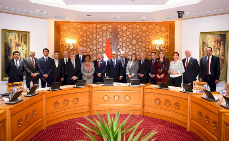 وزير الخارجية يجتمع بسفراء دول أمريكا اللاتينية والوسطى والكاريبي