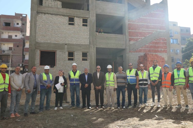 محافظ المنيا يتفقد أعمال إحلال وصيانة مدرسة صلاح سالم الابتدائية