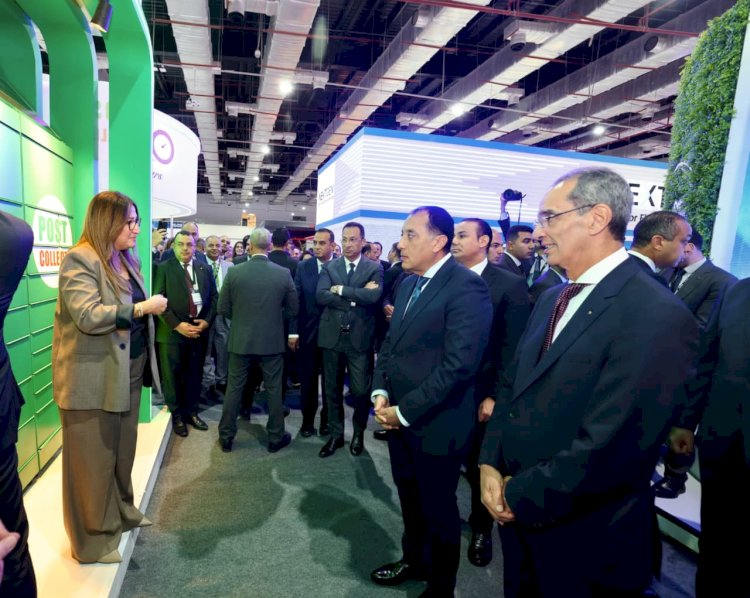 رئيس البريد تطلع رئيس الوزراء علي جهود تطوير منظومة الخدمات