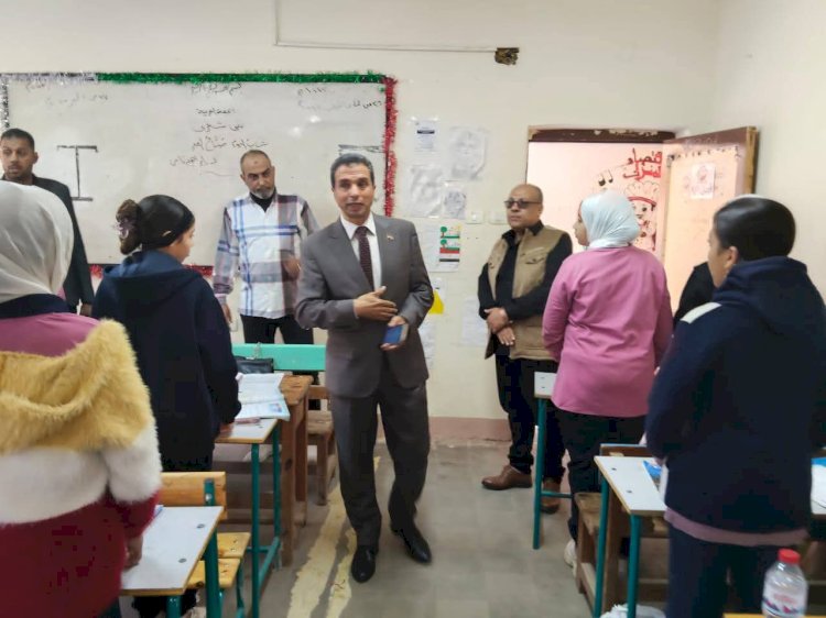 وكيل تعليم كفر الشيخ يتفقد مدارس إدارة دسوق ويتابع العملية التعليمية